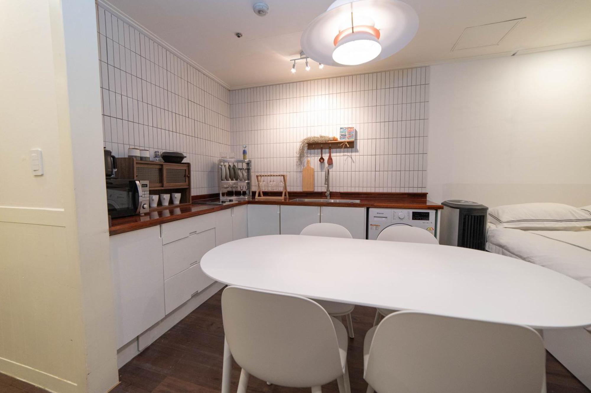 Cloud 9 Hongdae Apartment Seoul