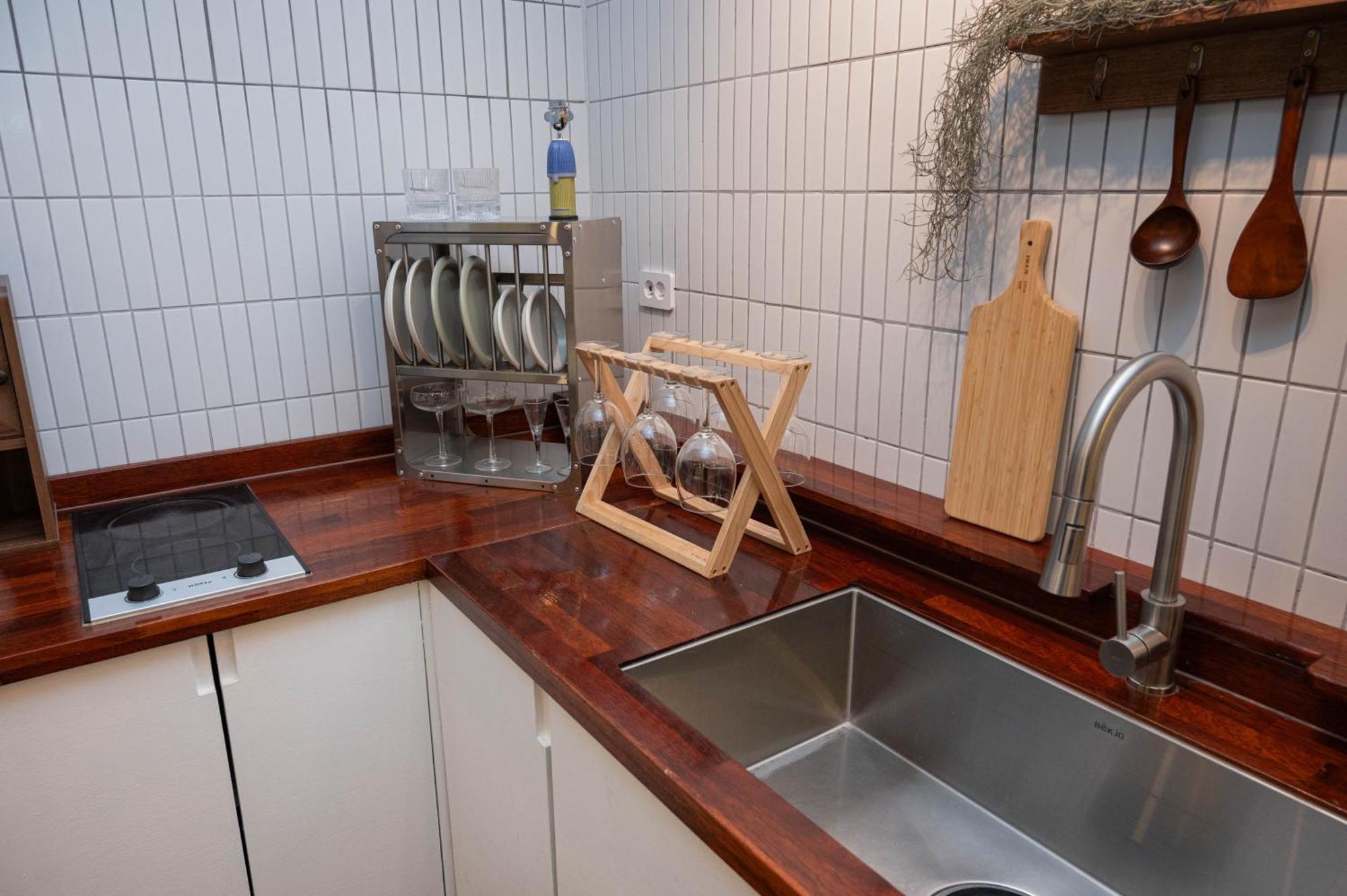 Cloud 9 Hongdae Apartment Seoul